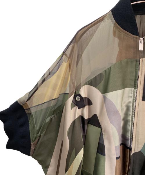 sacai（サカイ）sacai (サカイ) KAWS (カウズ) カモ柄シースルーブルゾン カーキ サイズ:1の古着・服飾アイテム