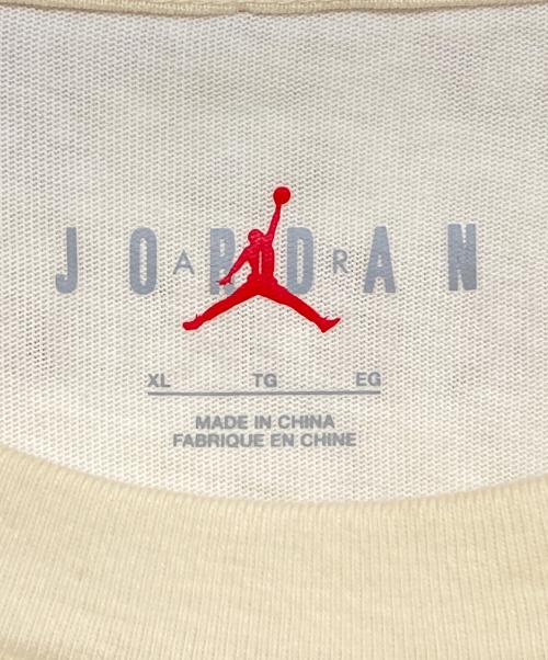 NIKE（ナイキ）NIKE (ナイキ) AIR JDN 85 GX SS CREW TEE ベージュ サイズ:XLの古着・服飾アイテム