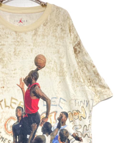 NIKE（ナイキ）NIKE (ナイキ) AIR JDN 85 GX SS CREW TEE ベージュ サイズ:XLの古着・服飾アイテム