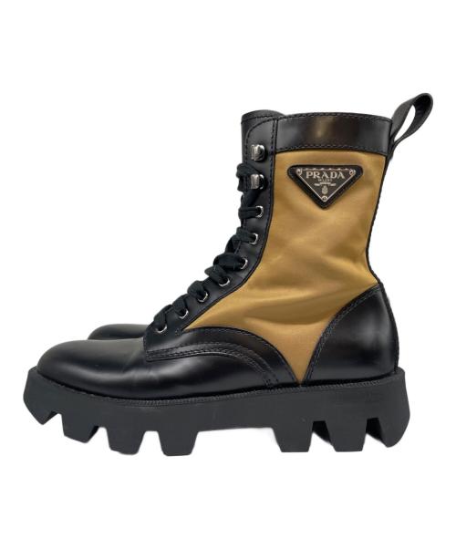 PRADA（プラダ）PRADA (プラダ) ロゴプレート レースアップ ブーツ ブラック×ベージュ サイズ:9の古着・服飾アイテム