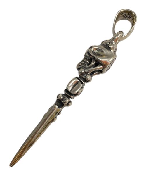 Travis Walker（トラヴィスワーカー）Travis Walker (トラヴィスワーカー) スカルダガーペンダント シルバーの古着・服飾アイテム