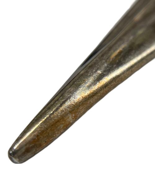 Travis Walker（トラヴィスワーカー）Travis Walker (トラヴィスワーカー) スカルダガーペンダント シルバーの古着・服飾アイテム