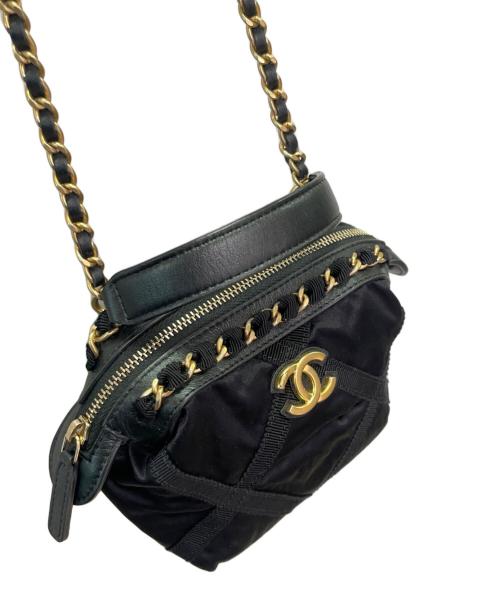 CHANEL（シャネル）CHANEL (シャネル) ココマークミニチェーンショルダーバッグ ブラックの古着・服飾アイテム