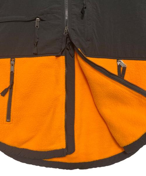 MM6 Maison Margiela（エムエムシックスメゾンマルジェラ）MM6 Maison Margiela (エムエムシックスメゾンマルジェラ) THE NORTH FACE (ザ ノース フェイス) サークルフリースベスト ブラック×オレンジ サイズ:S 未使用品の古着・服飾アイテム