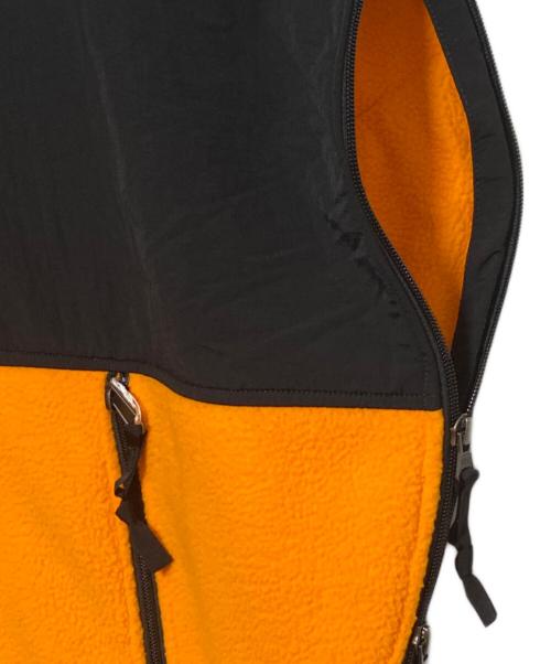 MM6 Maison Margiela（エムエムシックスメゾンマルジェラ）MM6 Maison Margiela (エムエムシックスメゾンマルジェラ) THE NORTH FACE (ザ ノース フェイス) サークルフリースベスト ブラック×オレンジ サイズ:S 未使用品の古着・服飾アイテム