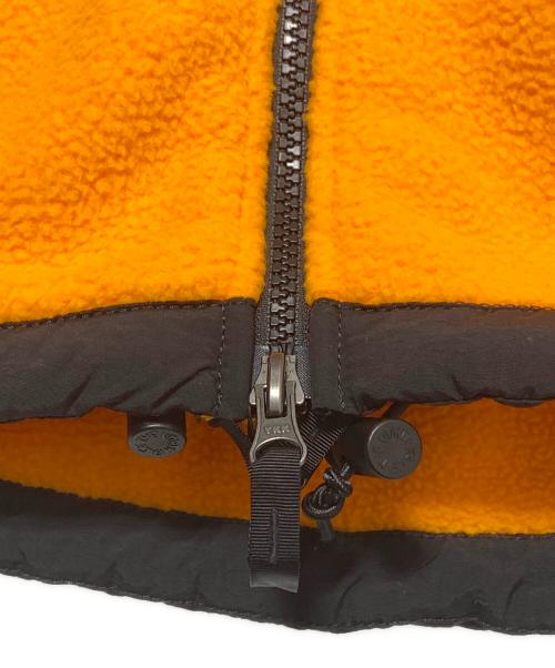 MM6 Maison Margiela（エムエムシックスメゾンマルジェラ）MM6 Maison Margiela (エムエムシックスメゾンマルジェラ) THE NORTH FACE (ザ ノース フェイス) サークルフリースベスト ブラック×オレンジ サイズ:S 未使用品の古着・服飾アイテム