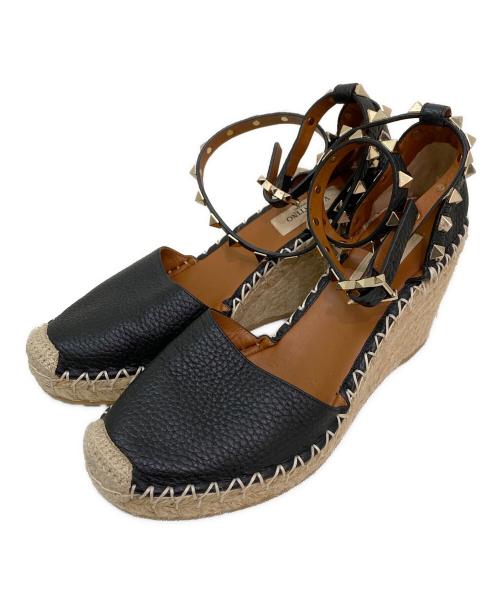 VALENTINO（ヴァレンティノ）VALENTINO (ヴァレンティノ) スタッズアンクルストラップウェッジソールサンダル ブラック サイズ:35の古着・服飾アイテム