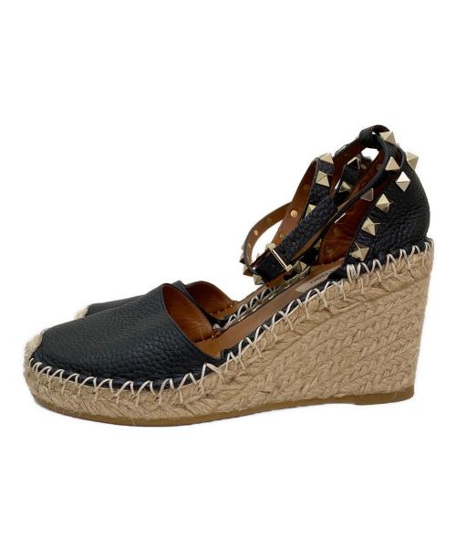 VALENTINO（ヴァレンティノ）VALENTINO (ヴァレンティノ) スタッズアンクルストラップウェッジソールサンダル ブラック サイズ:35の古着・服飾アイテム