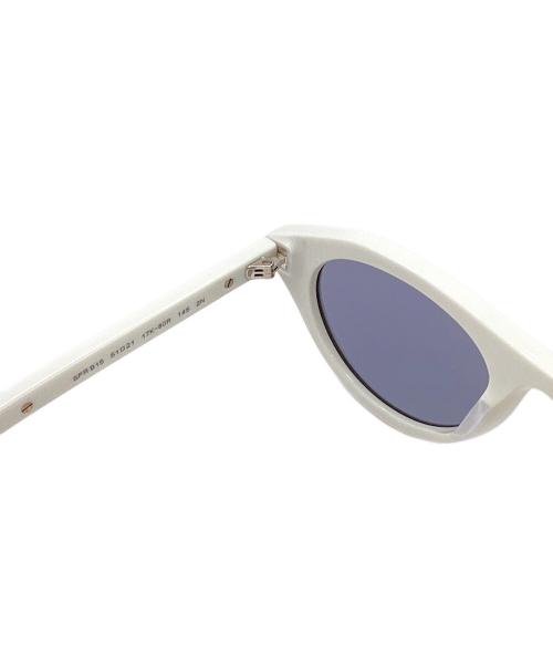 PRADA（プラダ）PRADA (プラダ) オーバルサングラス/ホワイトフレーム ホワイト サイズ:51□21-145の古着・服飾アイテム