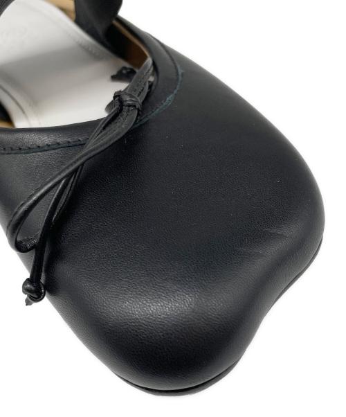 MM6 Maison Margiela（エムエムシックスメゾンマルジェラ）MM6 Maison Margiela (エムエムシックスメゾンマルジェラ) アナトミック ナンバリング バレエミュール ブラック サイズ:37 2/1の古着・服飾アイテム