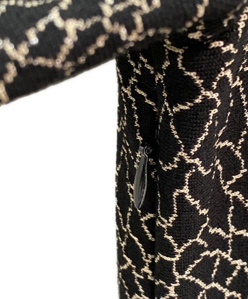 ALAIA（アライア）ALAIA (アライア) スクエアネックワンピース ブラック×ゴールド サイズ:40の古着・服飾アイテム