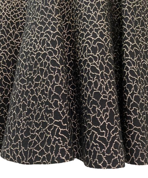 ALAIA（アライア）ALAIA (アライア) スクエアネックワンピース ブラック×ゴールド サイズ:40の古着・服飾アイテム