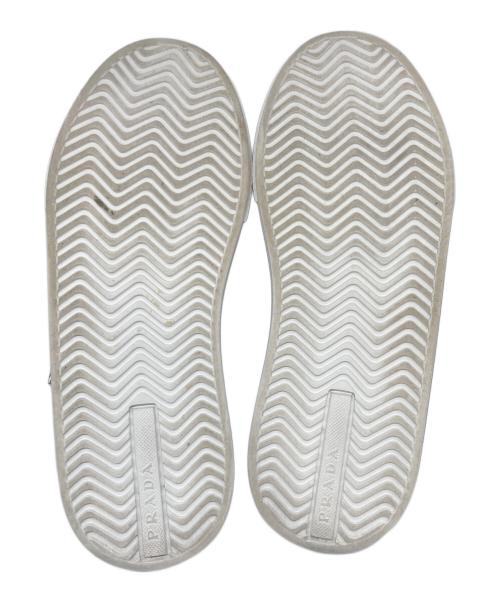 PRADA（プラダ）PRADA (プラダ) スタッズバックル付ナイロンスニーカー ブラック×ホワイト サイズ:38 1/2の古着・服飾アイテム