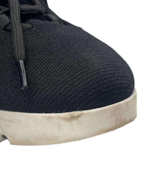 MIU MIU（ミュウミュウ）MIU MIU (ミュウミュウ) MIU RUN ブラック×ホワイト サイズ:39　1/2の古着・服飾アイテム