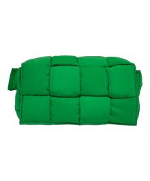 BOTTEGA VENETA（ボッテガベネタ）の古着「パデッド カセット バッグ」｜グリーン