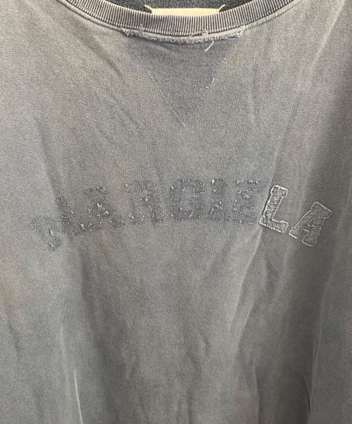 Maison Margiela（メゾンマルジェラ）Maison Margiela (メゾンマルジェラ) オーバーサイズ オーバーダイ ロゴ スウェット ブルー サイズ:Lの古着・服飾アイテム