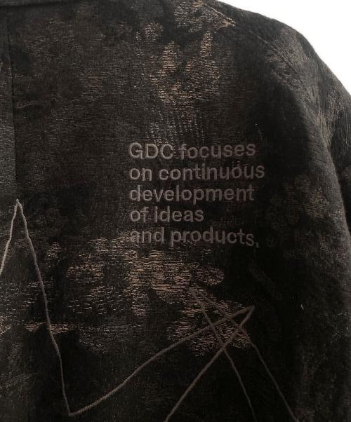 s'yte（サイト）s'yte (サイト) GDC (ジーディーシー) FLORAL JACQUARD OCTAGON STAR EMBROIDERY LONG JACKET グレー サイズ:3の古着・服飾アイテム