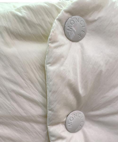 MONCLER（モンクレール）MONCLER (モンクレール) ダウンジャケット/Verone 2 ホワイト×アイボリーの古着・服飾アイテム