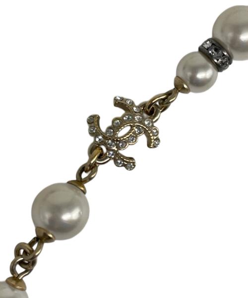 CHANEL（シャネル）CHANEL (シャネル) パールストーン ロングネックレス ゴールド×ホワイトの古着・服飾アイテム