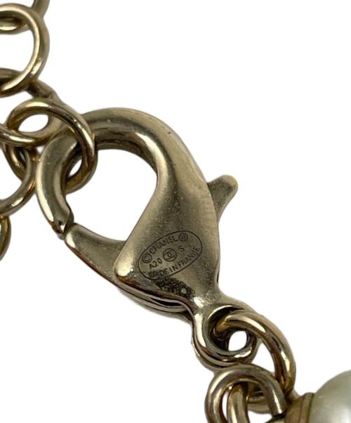 CHANEL（シャネル）CHANEL (シャネル) パールストーン ロングネックレス ゴールド×ホワイトの古着・服飾アイテム