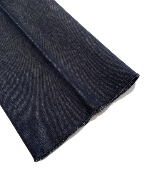 ERMENEGILDO ZEGNA（エルメネジルド・ゼニア）ERMENEGILDO ZEGNA (エルメネジルド・ゼニア) タックデニム トラウザーパンツ インディゴ サイズ:52の古着・服飾アイテム