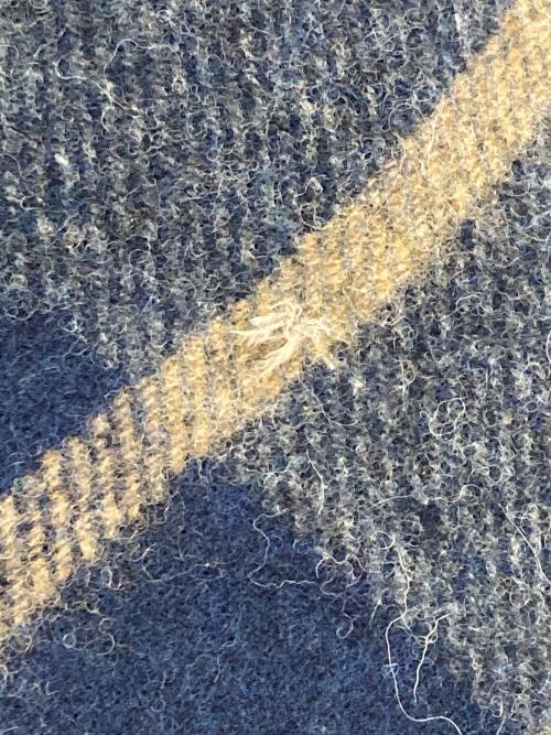 Vivienne Westwood（ヴィヴィアンウエストウッド）Vivienne Westwood (ヴィヴィアンウエストウッド) マフラー ネイビーの古着・服飾アイテム