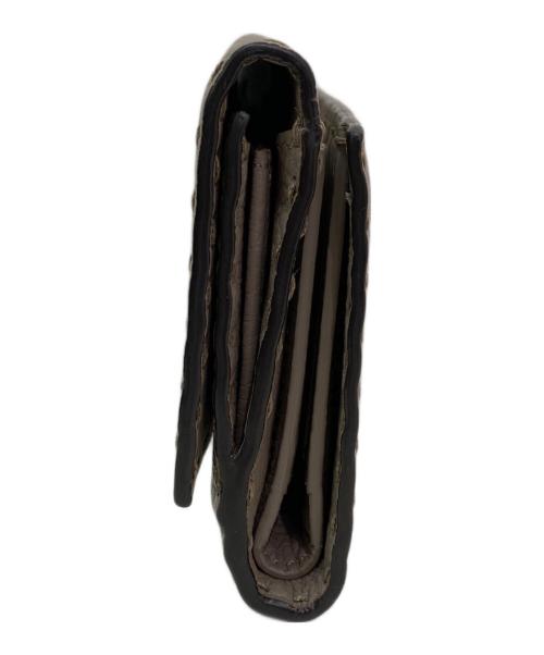 FENDI（フェンディ）FENDI (フェンディ) セレリアコンパクトウォレット エトゥープの古着・服飾アイテム