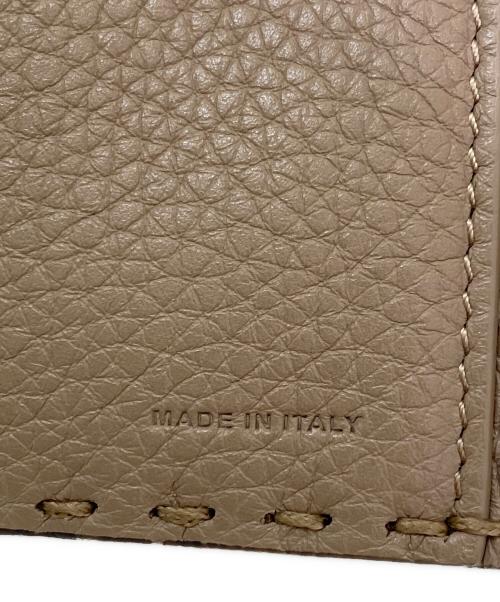 FENDI（フェンディ）FENDI (フェンディ) セレリアコンパクトウォレット エトゥープの古着・服飾アイテム