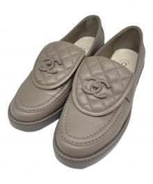 CHANEL（シャネル）の古着「ココマーク マトラッセ ローファー」｜グレー