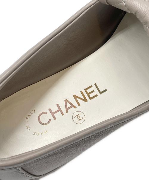 CHANEL（シャネル）CHANEL (シャネル) ココマーク マトラッセ ローファー グレー サイズ:38Cの古着・服飾アイテム