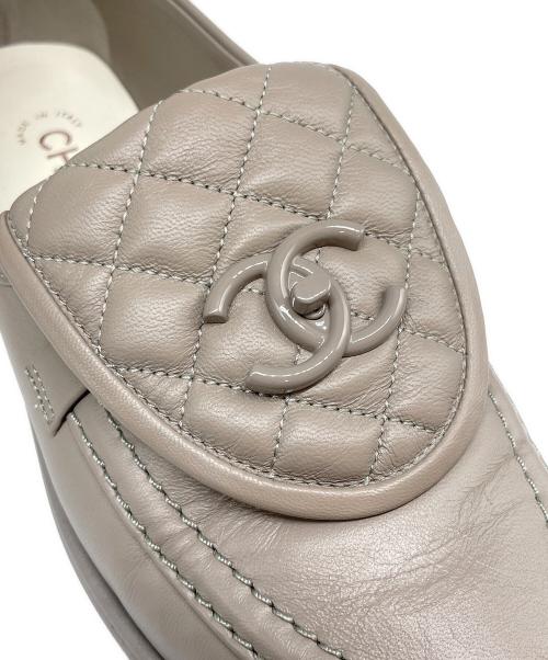 CHANEL（シャネル）CHANEL (シャネル) ココマーク マトラッセ ローファー グレー サイズ:38Cの古着・服飾アイテム