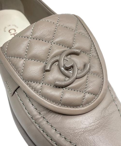 CHANEL（シャネル）CHANEL (シャネル) マトラッセ ココターンロック ローファー グレー サイズ:38Cの古着・服飾アイテム
