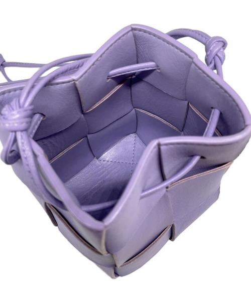 BOTTEGA VENETA（ボッテガベネタ）BOTTEGA VENETA (ボッテガベネタ) スモールカセット ショルダーバッグの古着・服飾アイテム