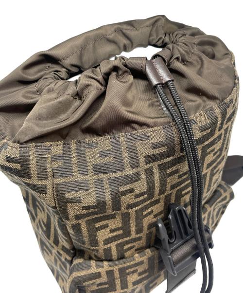 FENDI（フェンディ）FENDI (フェンディ) FENDINESS SMALL BACKPACK ブラウンの古着・服飾アイテム