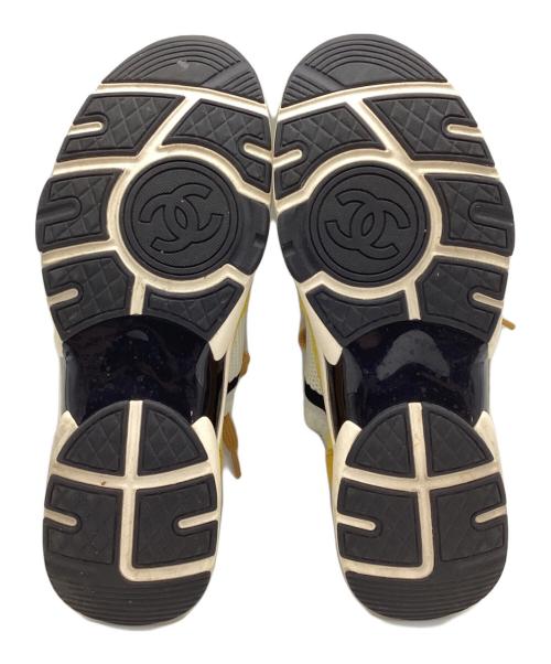 CHANEL（シャネル）CHANEL (シャネル) ニット＆スエードカーフスキン スニーカー イエロー×ホワイト サイズ:EU44の古着・服飾アイテム