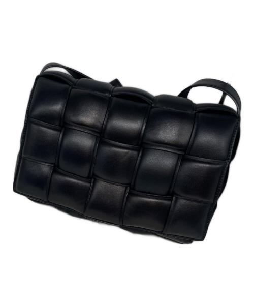 BOTTEGA VENETA（ボッテガベネタ）BOTTEGA VENETA (ボッテガベネタ) Padded Cassette Shoulder Bag Nero/パデット カセット ショルダーバッグ  ブラックの古着・服飾アイテム