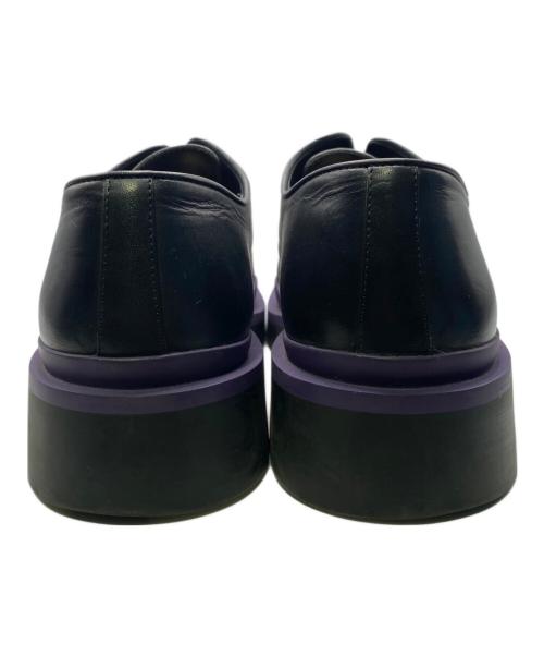 BOTTEGA VENETA（ボッテガベネタ）BOTTEGA VENETA (ボッテガベネタ) レザーシューズ ブラック×パープル サイズ:41の古着・服飾アイテム