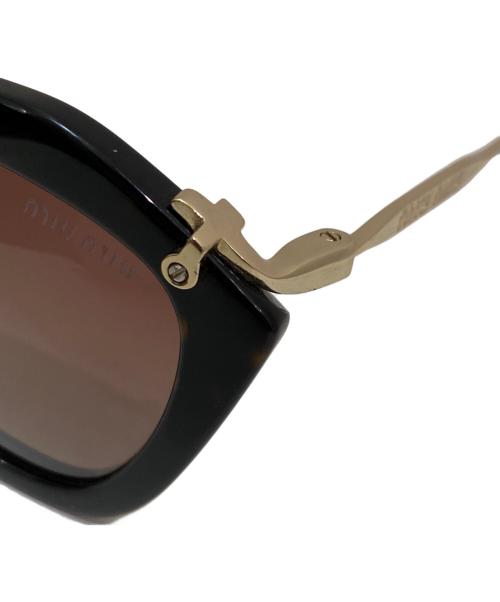 MIU MIU（ミュウミュウ）MIU MIU (ミュウミュウ) サングラス ブラウン サイズ:54□23-135の古着・服飾アイテム