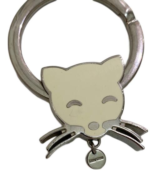 MIU MIU（ミュウミュウ）MIU MIU (ミュウミュウ) アニマルチャーム アイボリーの古着・服飾アイテム