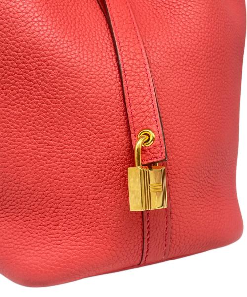 HERMES（エルメス）HERMES (エルメス) ピコタン ロック PM/ゴールド金具/トリヨンクレマンス/レッド系/U刻印 レッド サイズ:PMの古着・服飾アイテム