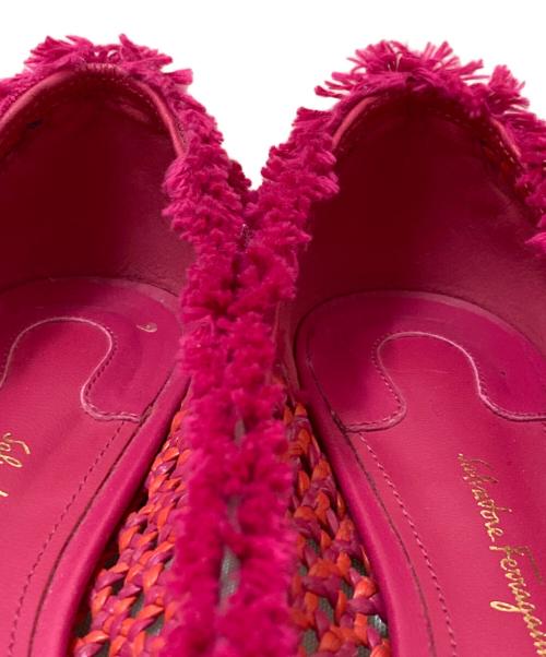 Salvatore Ferragamo（サルヴァトーレ フェラガモ）Salvatore Ferragamo (サルヴァトーレ フェラガモ) バラリボンメッシュフラットパンプス ショッキングピンク サイズ:5 1/2の古着・服飾アイテム