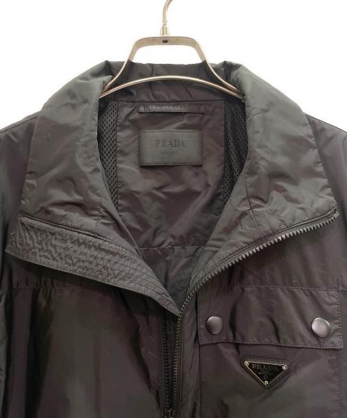 PRADA（プラダ）PRADA (プラダ) ナイロン 三角プレートブルゾンジャケット ブラック サイズ:46の古着・服飾アイテム
