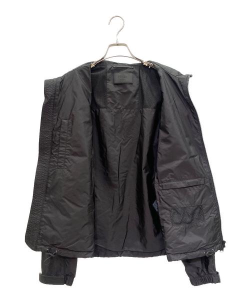 PRADA（プラダ）PRADA (プラダ) ナイロン 三角プレートブルゾンジャケット ブラック サイズ:46の古着・服飾アイテム