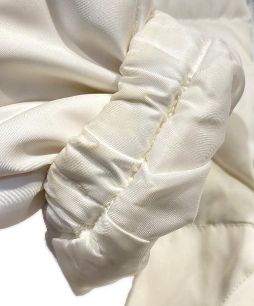 PRADA（プラダ）PRADA (プラダ) ダウンジャケット ホワイト サイズ:40の古着・服飾アイテム