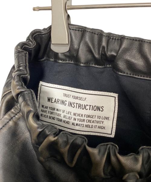 MIHARA YASUHIRO（ミハラヤスヒロ）MIHARA YASUHIRO (ミハラヤスヒロ) VEGAN LEATHER TROUSERS ブラック サイズ:48の古着・服飾アイテム