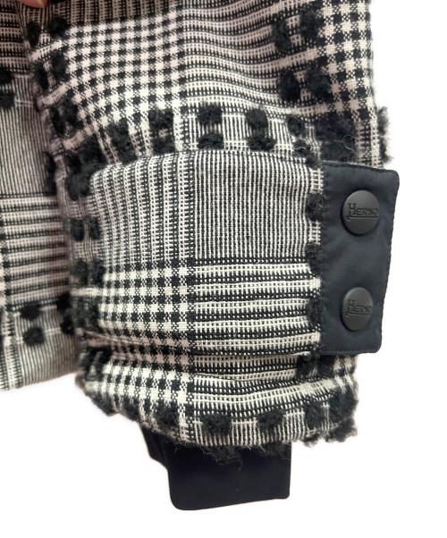 HERNO（ヘルノ）HERNO (ヘルノ) チェックジャガード ダウンジャケット ホワイト×ブラック サイズ:44の古着・服飾アイテム