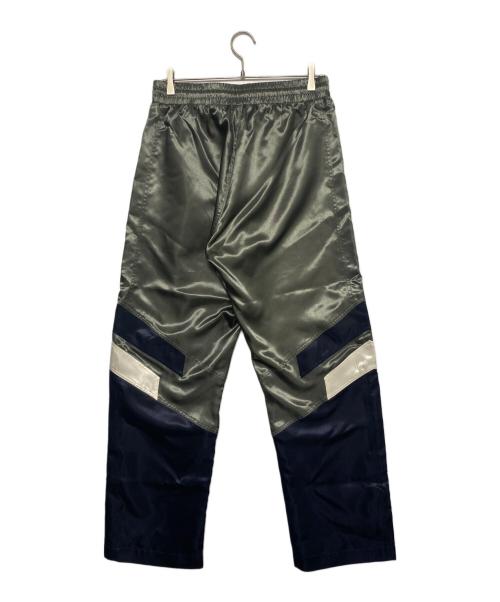 Etudes Studio（エチュードスタジオ）Etudes Studio (エチュードスタジオ) ナイロンパンツ カーキ サイズ:48の古着・服飾アイテム