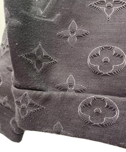 LOUIS VUITTON（ルイ ヴィトン）LOUIS VUITTON (ルイ ヴィトン) ヴィージルアブロー3D モノグラム プルオーバ ブラック サイズ:Ｍの古着・服飾アイテム