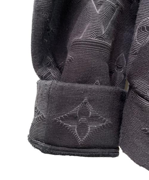 LOUIS VUITTON（ルイ ヴィトン）LOUIS VUITTON (ルイ ヴィトン) ヴィージルアブロー3D モノグラム プルオーバ ブラック サイズ:Ｍの古着・服飾アイテム