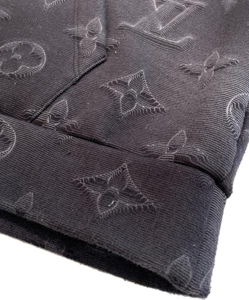 LOUIS VUITTON（ルイ ヴィトン）LOUIS VUITTON (ルイ ヴィトン) ヴィージルアブロー3D モノグラム プルオーバ ブラック サイズ:Ｍの古着・服飾アイテム